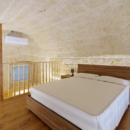 Scaringi Apartament Trani